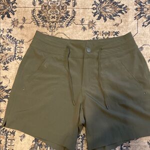 Athletic Works Dark Green Women's Cargo Shorts